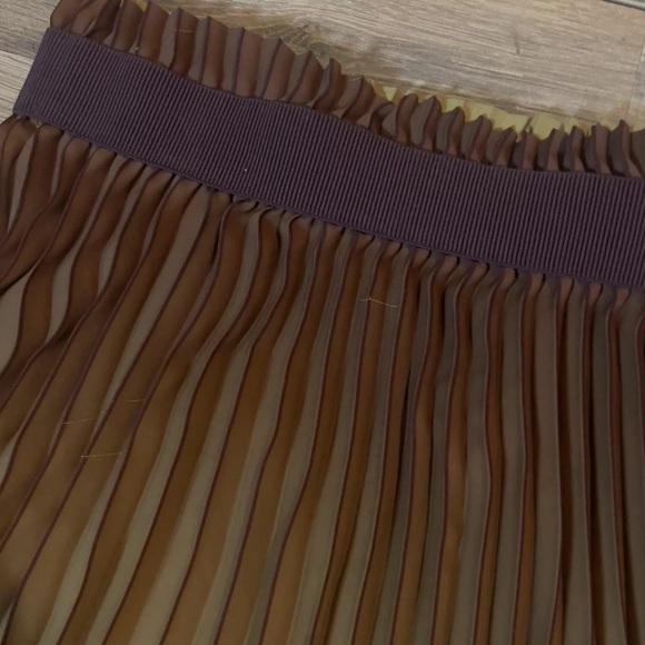 Aritzia Babaton Westin Brown Gold Gradient Ombré Pleated Midi Skirt Small - Picture 2 of 8